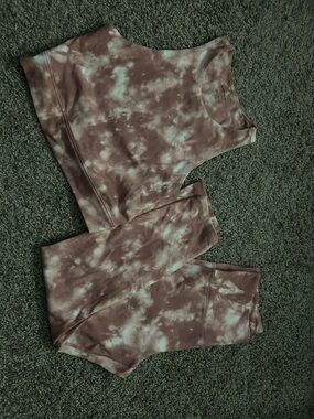 Banana Republic Mauve and White Tie-Dye Active Set